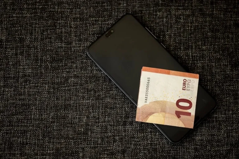 How to Avoid Spending Too Much